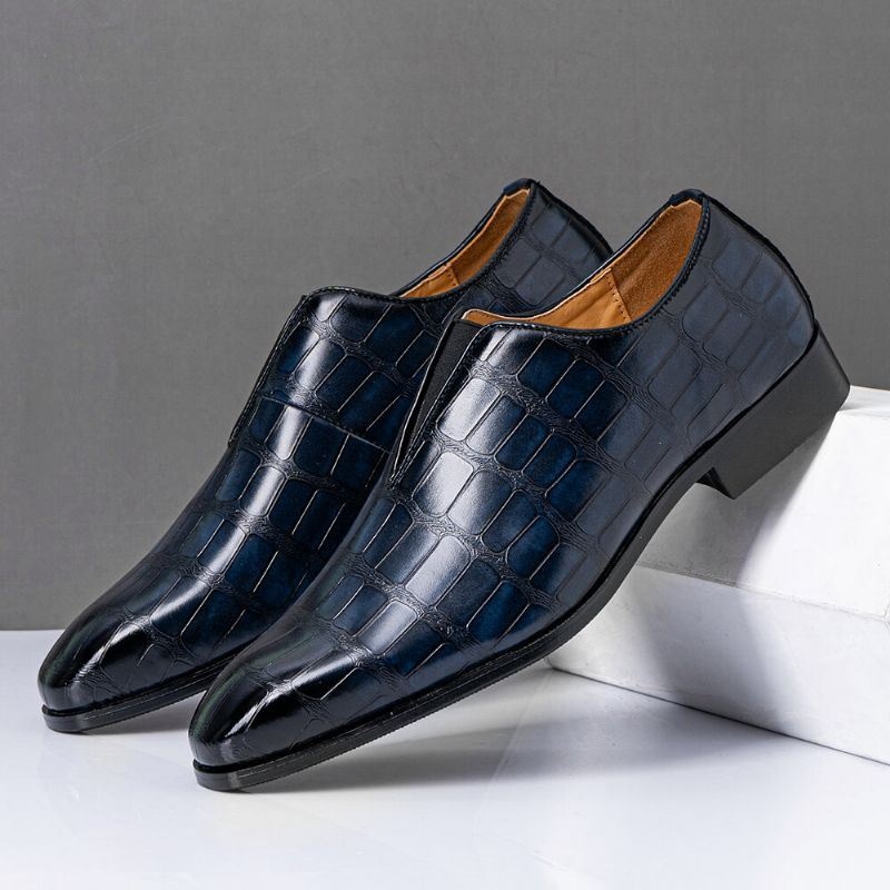 Mężczyźni Skórzana Miękka Podeszwa Pointy Toe Wzór Krokodyla Slip On Casual Dress Shoes