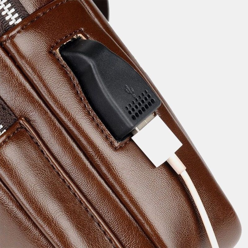 Mężczyźni Pu Leather Usb Ładowanie Wodoodporny Otwór Na Słuchawki Biznes Torba Crossbody Torba Na Klatkę Piersiową Torba Na Ramię