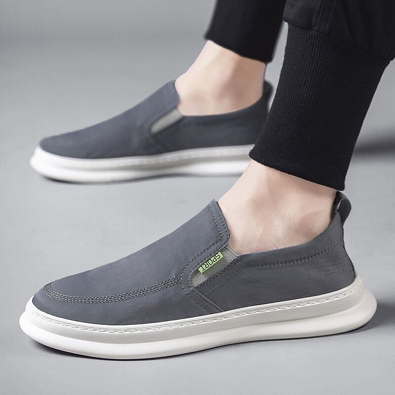 Mężczyźni Ice Silk Cloth Oddychające Buty Do Jazdy Slip On Skate Sneakers